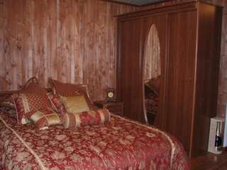 Гостевой дом Krapi Guesthouse Treimani Двухместный номер с 1 кроватью и общей ванной комнатой-10